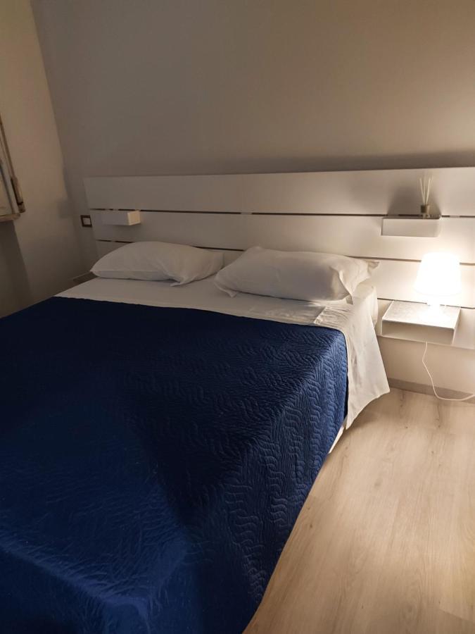 Fare Bnb - Room Del Parco Reggio Emilia Eksteriør billede