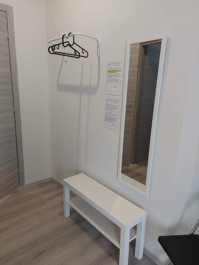 Fare Bnb - Room Del Parco Reggio Emilia Eksteriør billede